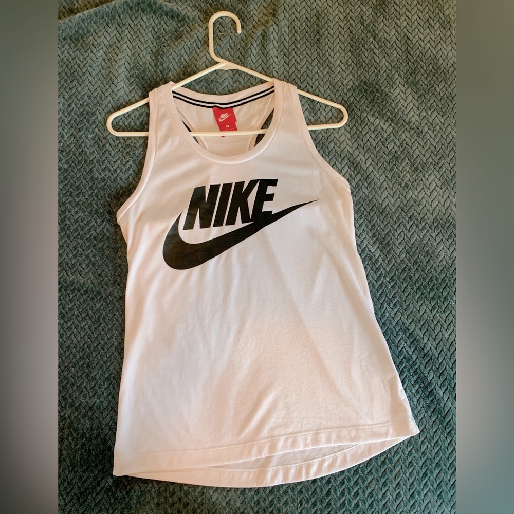 Athletic top